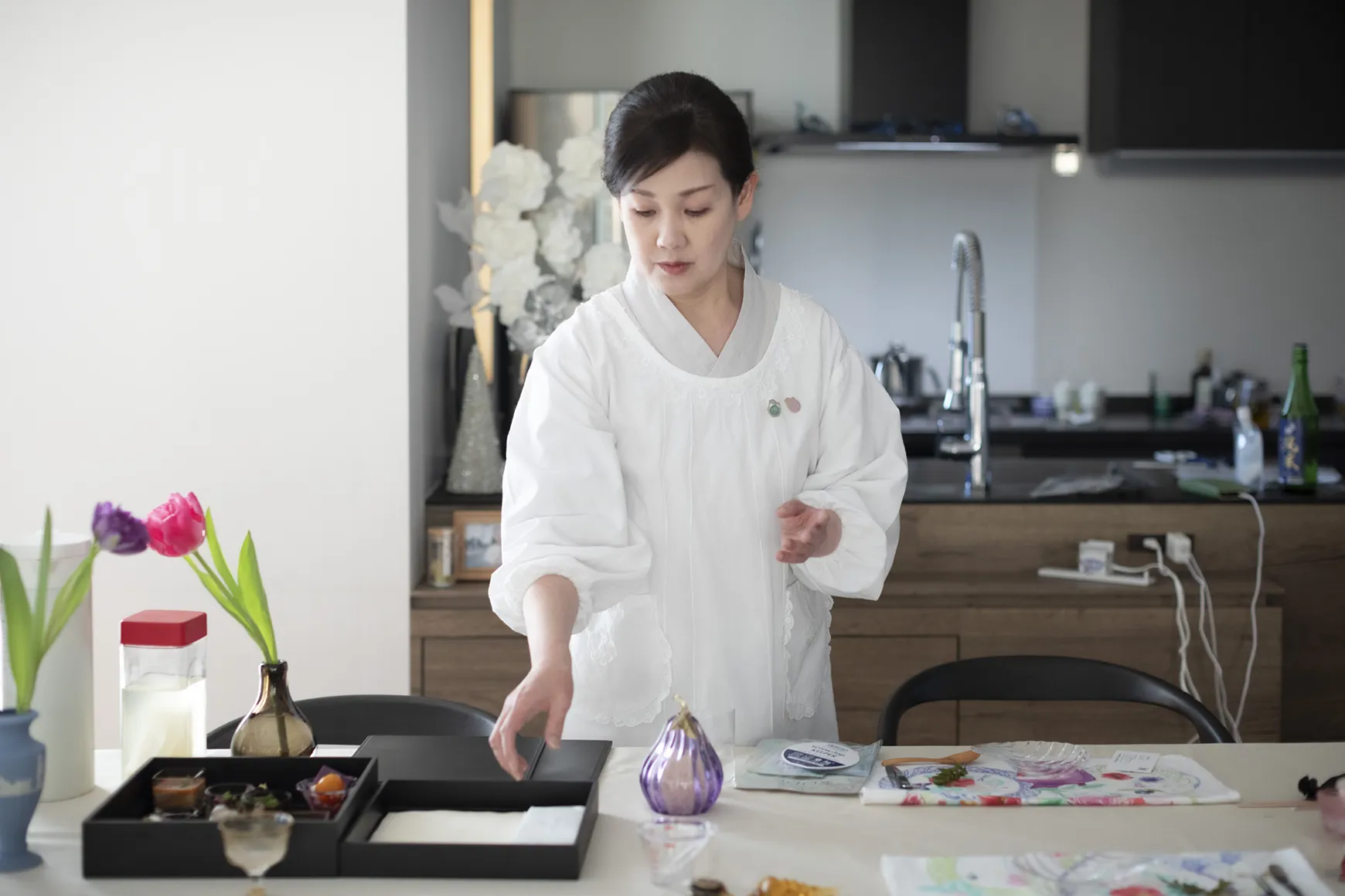 まろやかな生の酢を手作りで。美しき発酵プロフェッショナルに学ぶ、会話も楽しいサロン