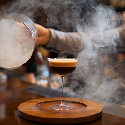 vol.46 バッハの愛したコーヒーの香りをカクテルにして。繊細な味と香りの物語が楽しめるホテルのバーへ